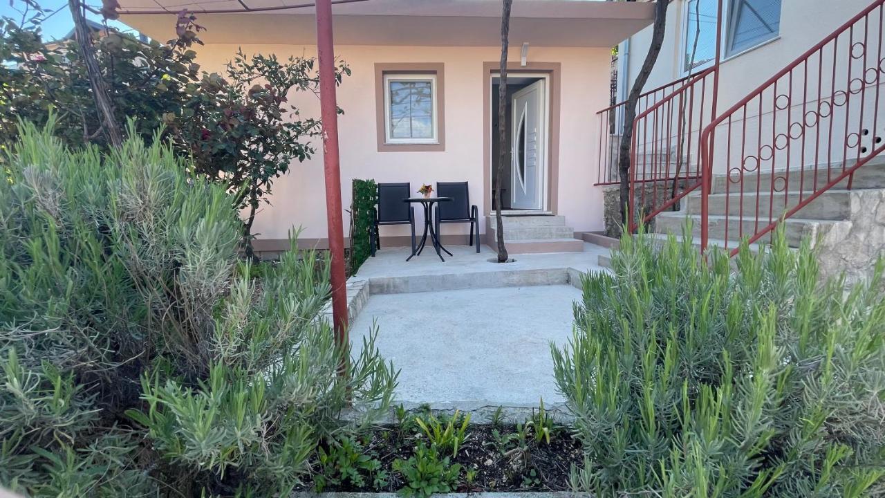 טרביניה Apartman Mim מראה חיצוני תמונה