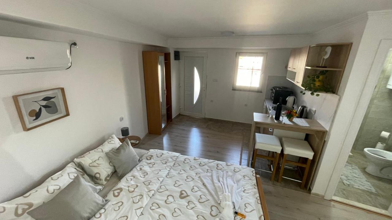 טרביניה Apartman Mim מראה חיצוני תמונה