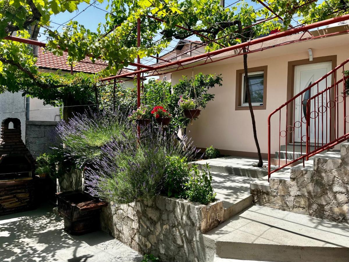 טרביניה Apartman Mim מראה חיצוני תמונה