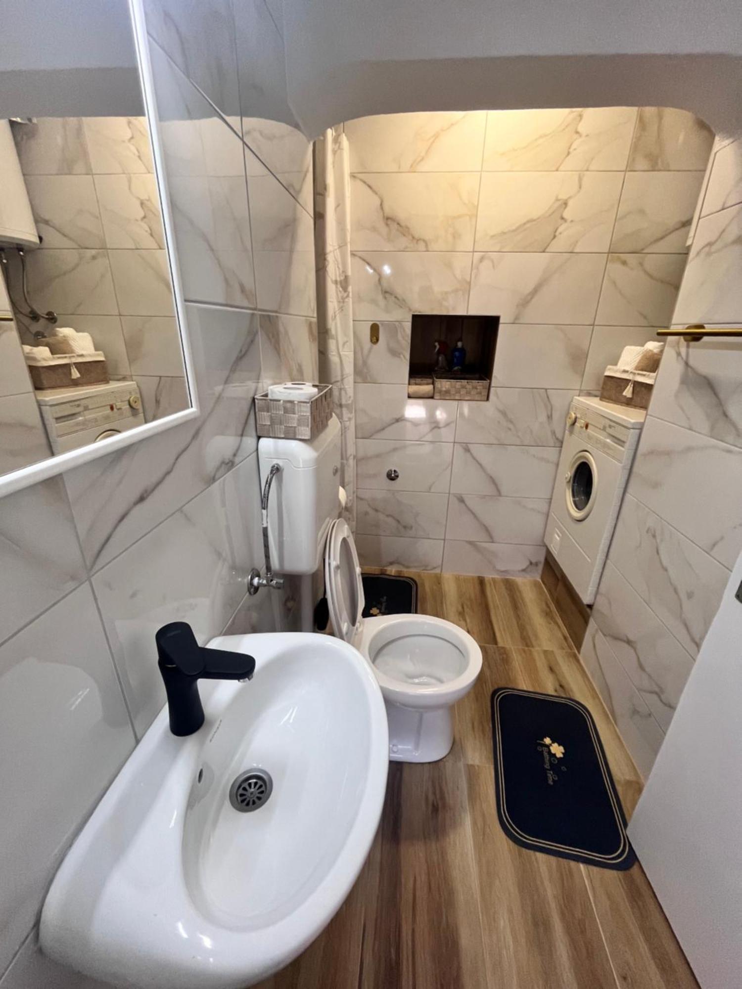 טרביניה Apartman Mim מראה חיצוני תמונה