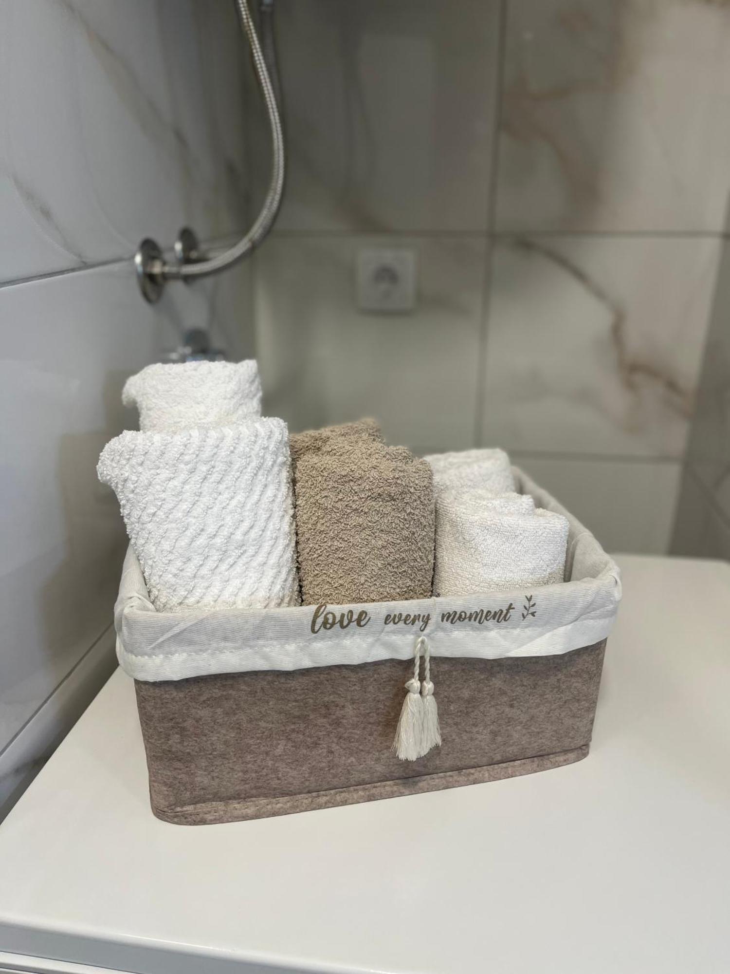 טרביניה Apartman Mim מראה חיצוני תמונה